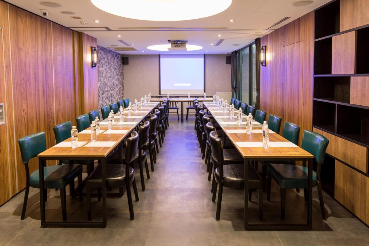 He-Jia Hotel Miaoli Kültér fotó