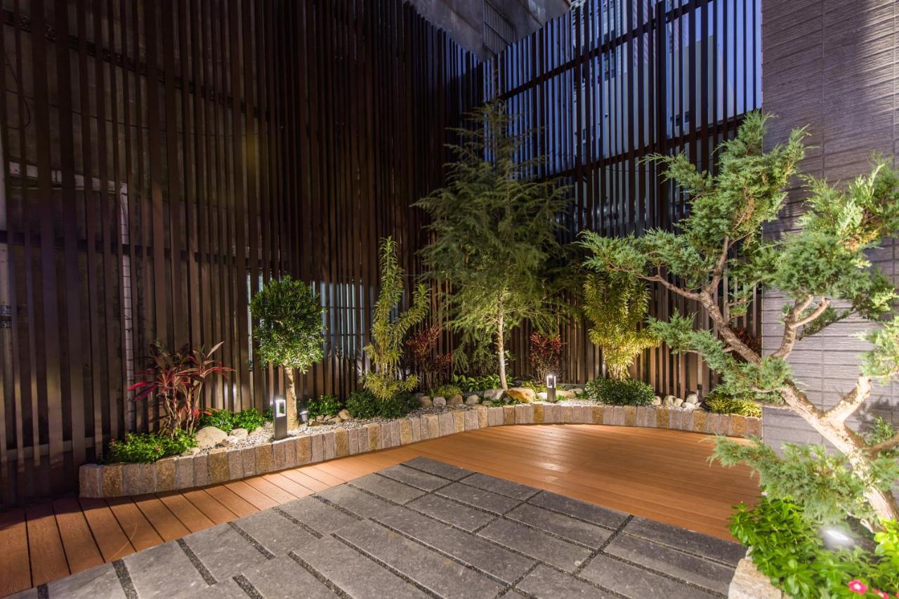 He-Jia Hotel Miaoli Kültér fotó